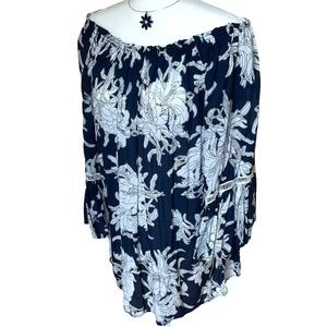 Chelsea & Theodore Floral Bell Sleeve Blou…